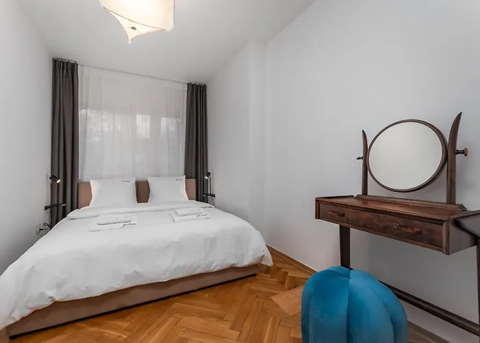 Sady Zoliborskie By Your Freedom * Warszawa